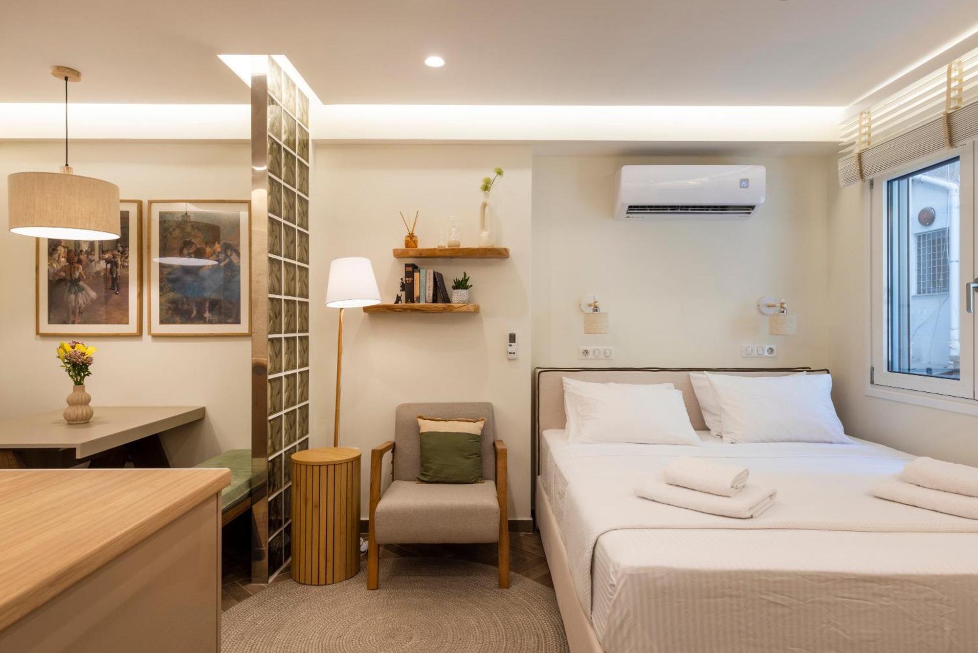 Studio Flat 21 At Evangelismos Metro Stn Атина Екстериор снимка