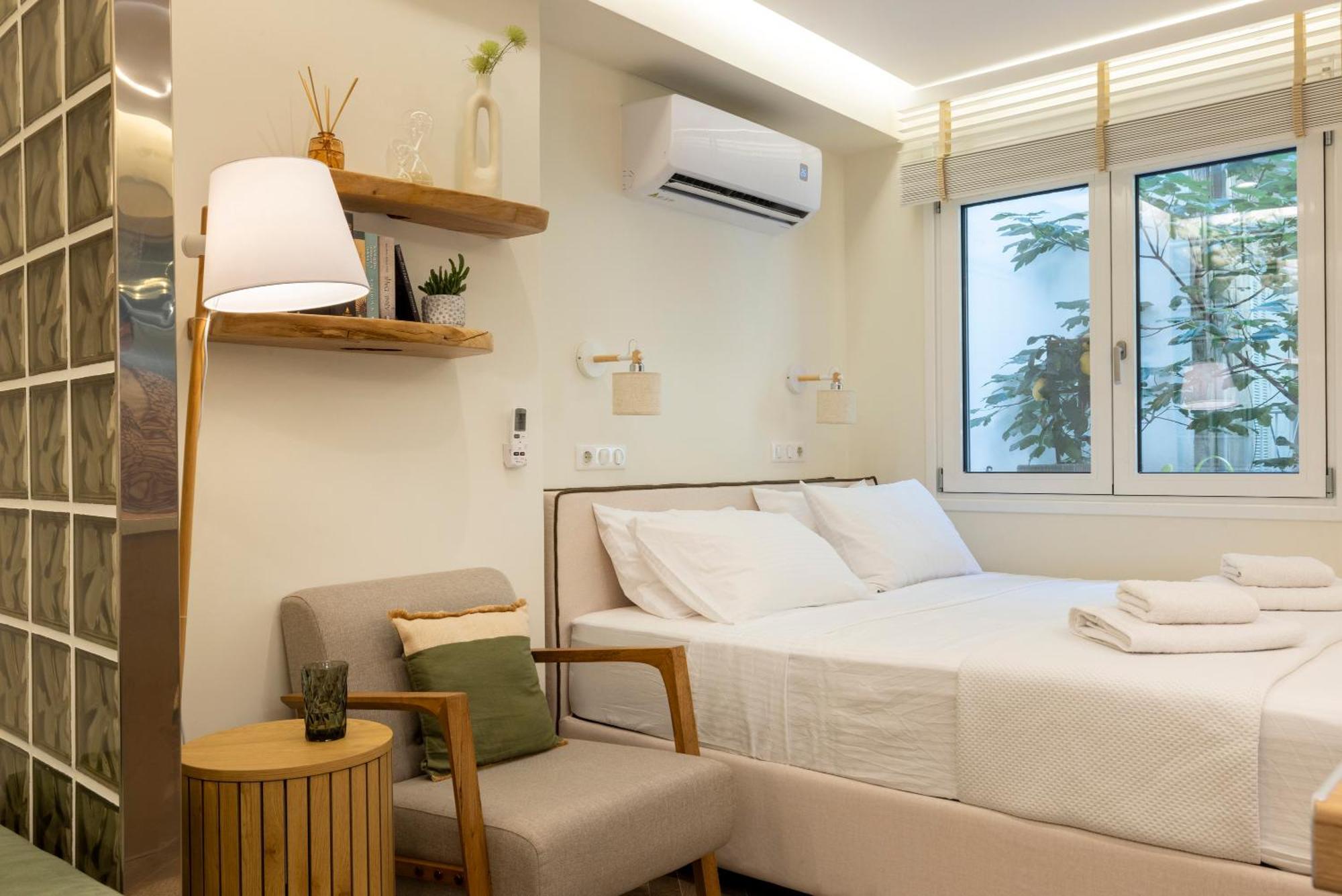 Studio Flat 21 At Evangelismos Metro Stn Атина Екстериор снимка
